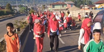 Ribuan Umat Islam Kota Ruteng Banjiri Jalan Sehat Proklamasi Baiturrahman