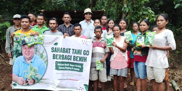 Sahabat Tani Go Salurkan Bantuan Benih Hortikultura, Dorong Semangat Petani Lokal Manggarai