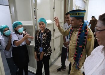 Pantau Pelaksanaan Program MBG, Wakil Gubernur NTT Cek Dua SPPG di Manggarai