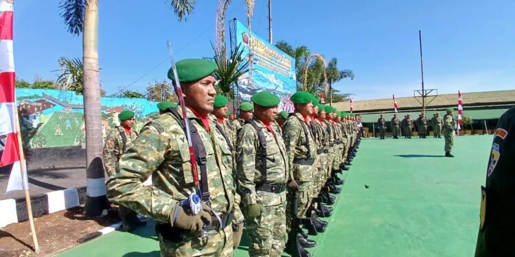 Pimpin Upacara HUT TNI ke-81, Dandim 1612 Manggarai Bumingkan Pesan Panglima Agus Subiyanto tentang Budaya Prima Jadi Arah Profesional TNI